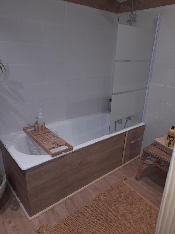 Chambre Du Jura Saint-Germain-lès-Arlay Exteriör bild